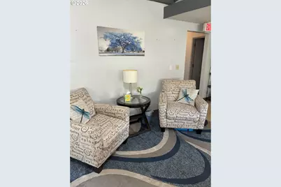 Sandy Blvd NE #15, Fairview, OR 97024 - Photo 12