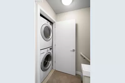 2013 SE Yamhill St, Portland, OR 97214 - Photo 20