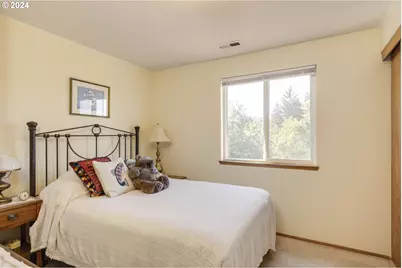 515 SE Palmer Ln, Dayton, OR 97114 - Photo 16
