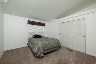 15728 Eastwind Ct, La Pine, OR 97739 - Photo 18