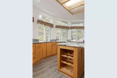 15728 Eastwind Ct, La Pine, OR 97739 - Photo 12