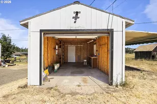 135 E Broadway St, Goldendale, WA 98620 - Photo 24