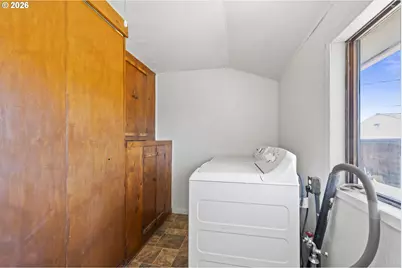 135 E Broadway St, Goldendale, WA 98620 - Photo 18