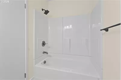 23823 NE Treehill Dr, Wood Village, OR 97060 - Photo 20