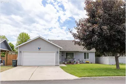 2910 Misty Ave, La Grande, OR 97850 - Photo 1