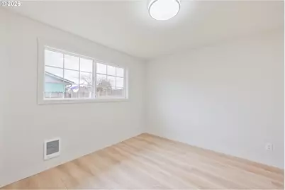 1409 31st Ave, Longview, WA 98632 - Photo 6