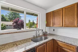 5160 SW 180th Ave, Beaverton, OR 97078 - Photo 10