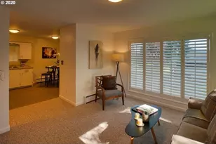 701 NE Church Pl, White Salmon, WA 98672 - Photo 4