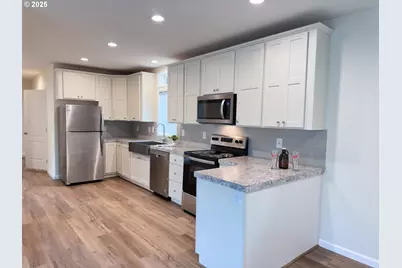 11316 NE 28th St #4, Vancouver, WA 98682 - Photo 6