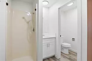 8818 NW 18th Ave, Vancouver, WA 98665 - Photo 26