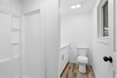 8818 NW 18th Ave, Vancouver, WA 98665 - Photo 22