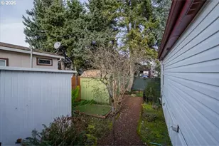 835 SE 1st Ave, Canby, OR 97013 - Photo 36