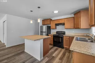 11421 Burlwood Dr, La Pine, OR 97739 - Photo 6