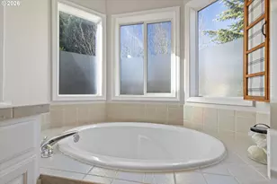 3619 N Knoll Dr, Newberg, OR 97132 - Photo 36