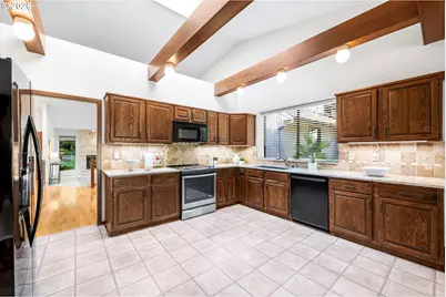 13215 SW 31st St, Beaverton, OR 97008 - Photo 16