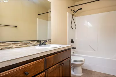 17550 SW Vanguard Ln, Beaverton, OR 97007 - Photo 28