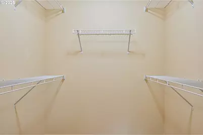 17550 SW Vanguard Ln, Beaverton, OR 97007 - Photo 24