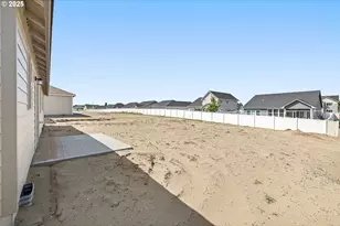 204 Tiber St, Boardman, OR 97818 - Photo 20