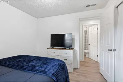 10011 NW 27th Ave, Vancouver, WA 98685 - Photo 16