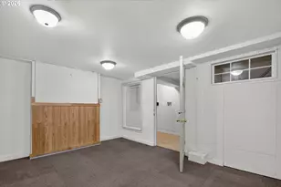 2275 Center St NE, Salem, OR 97301 - Photo 24