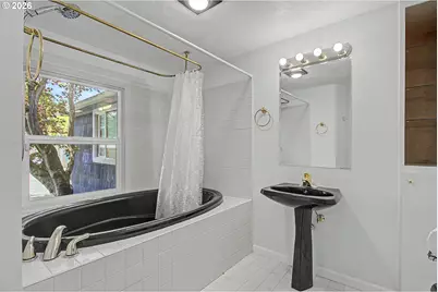 17109 SE Evergreen Hwy, Vancouver, WA 98683 - Photo 24