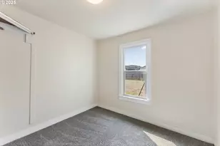 643 SE Parrott St, Roseburg, OR 97470 - Photo 10