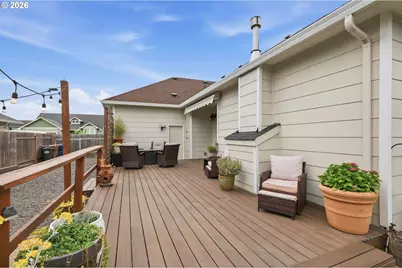 1046 Green Meadows Ave, Junction City, OR 97448 - Photo 30