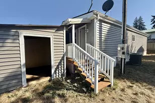 373 Hayhurst Rd, Yoncalla, OR 97499 - Photo 18