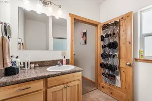 101 E Park St, Enterprise, OR 97828 - Photo 24