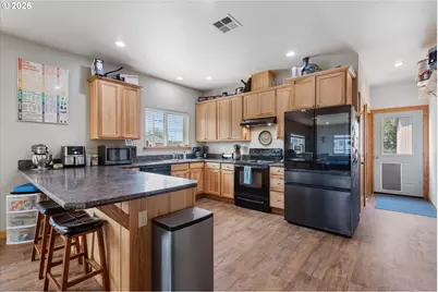 101 E Park St, Enterprise, OR 97828 - Photo 16