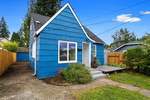 325 NW 2nd Ave, Kelso, WA 98626 - Photo 2