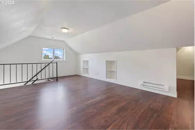 325 NW 2nd Ave, Kelso, WA 98626 - Photo 14