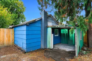 325 NW 2nd Ave, Kelso, WA 98626 - Photo 22