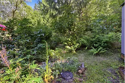 2883 Timberline Dr, Eugene, OR 97405 - Photo 38