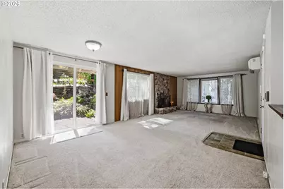 2883 Timberline Dr, Eugene, OR 97405 - Photo 8