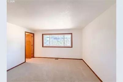 12685 SW Percheron Ln, Beaverton, OR 97008 - Photo 6