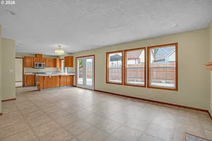 1802 NW Bella Vista Ave, Gresham, OR 97030 - Photo 14