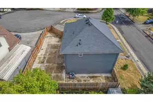 1802 NW Bella Vista Ave, Gresham, OR 97030 - Photo 38