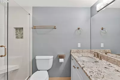 725 Carrera Ln, Lake Oswego, OR 97034 - Photo 18