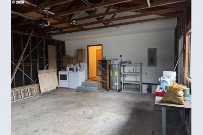 870 SW 12th St, Bandon, OR 97411 - Photo 26