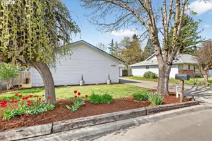 640 Stonehill Dr, Gladstone, OR 97027 - Photo 2