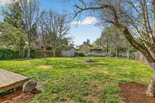 640 Stonehill Dr, Gladstone, OR 97027 - Photo 38