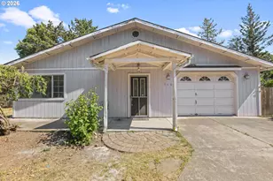540 Oak Knoll Dr, Ashland, OR 97520 - Photo 2