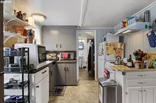 640 N Garden Way, Eugene, OR 97401 - Photo 14