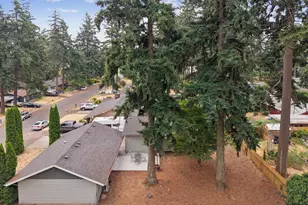 609 SE 137th Ave, Portland, OR 97233 - Photo 34