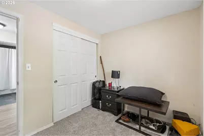 609 SE 137th Ave, Portland, OR 97233 - Photo 24