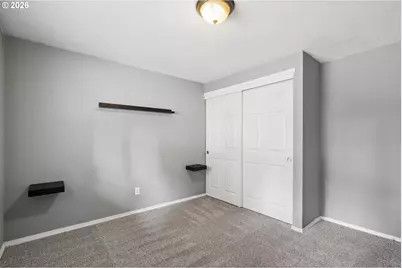 609 SE 137th Ave, Portland, OR 97233 - Photo 22