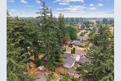 609 SE 137th Ave, Portland, OR 97233 - Photo 36