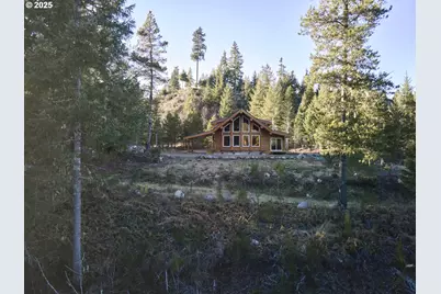 192 Sasquatch Way, Cougar, WA 98616 - Photo 6