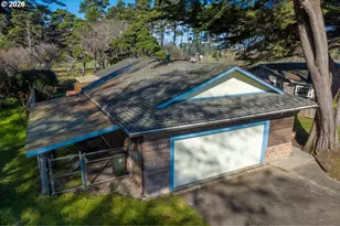 1260 Jackson Ave SW, Bandon, OR 97411 - Photo 1